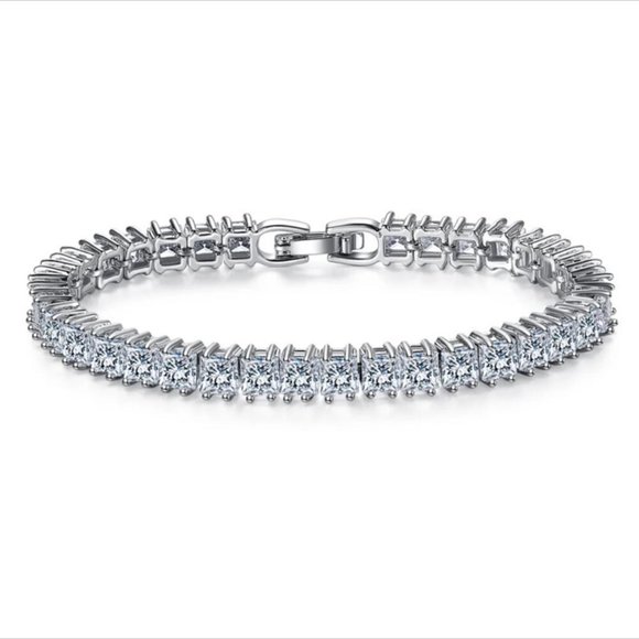 S925 STERLING SILVER DIAMOND BRACELET, NICE BRACELET, CUTE BRACELET - Picture 3 of 3